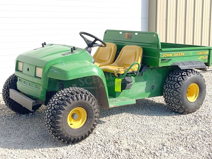 john-deere-gator-image-2