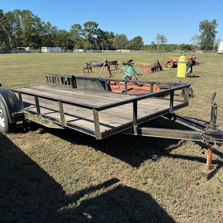 #39 • #232 • 16 Foot Double Axle Trailer