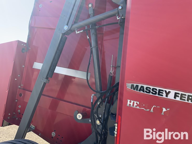 2014-massey-ferguson-2956a-image-16