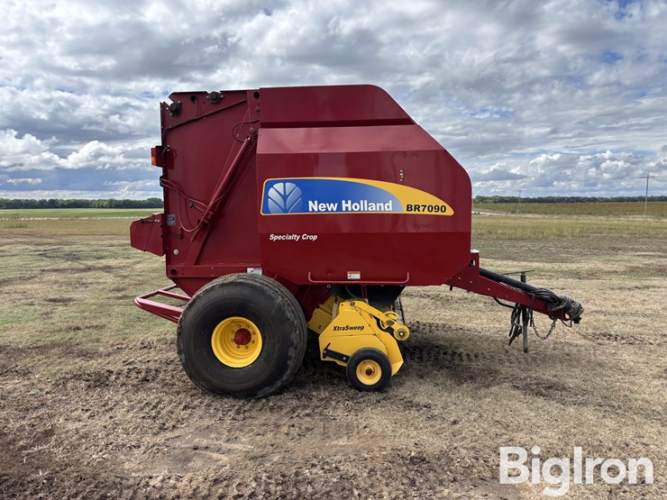 2012-new-holland-br7090-image-4