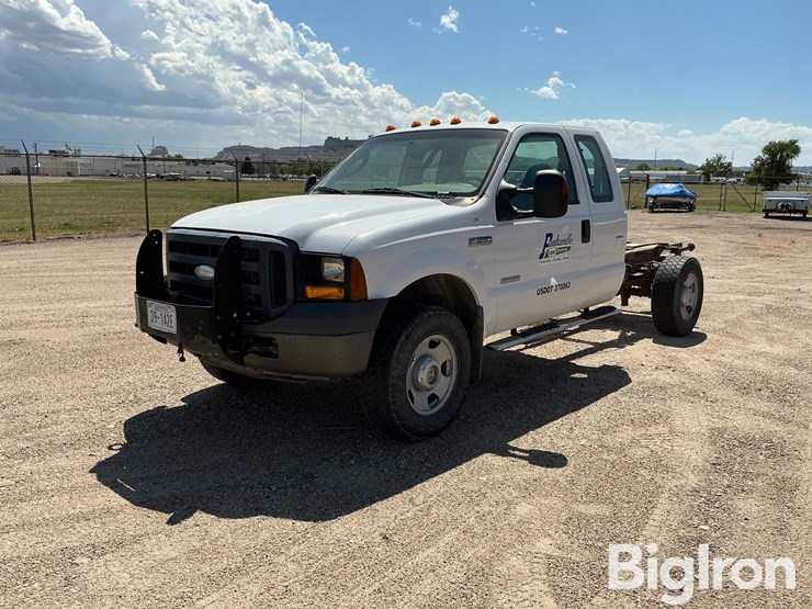 2006-ford-f350-image-1
