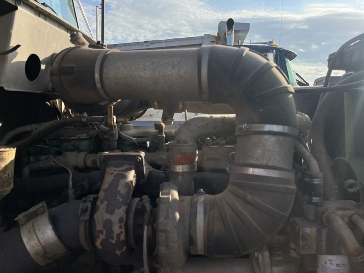 #5001-•-1988-freightliner-mb80-tandem-axle-dump-truck-image-39