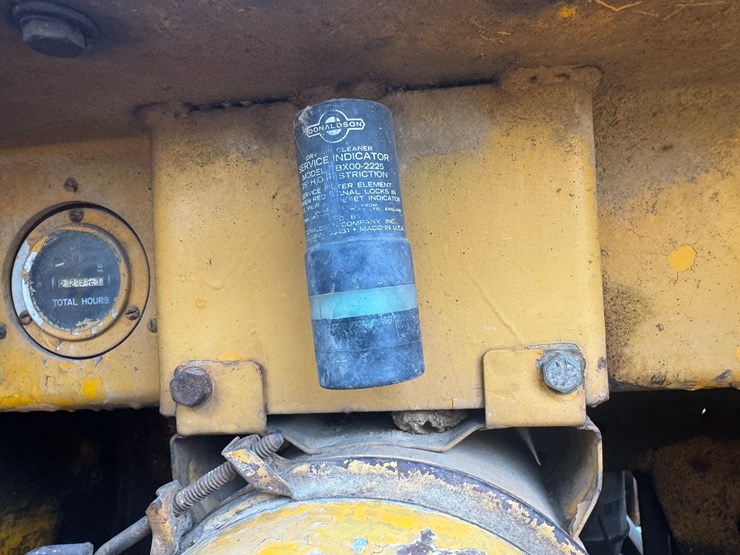 john-deere-350-image-13