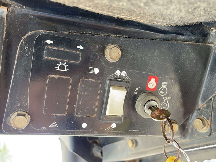 new-holland-lx665-turbo-image-33