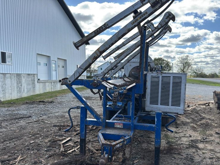 2016-caterpillar-c2.2-image-2