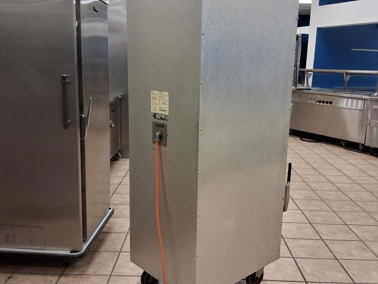 alto-shaam-oven-commercial-image-3