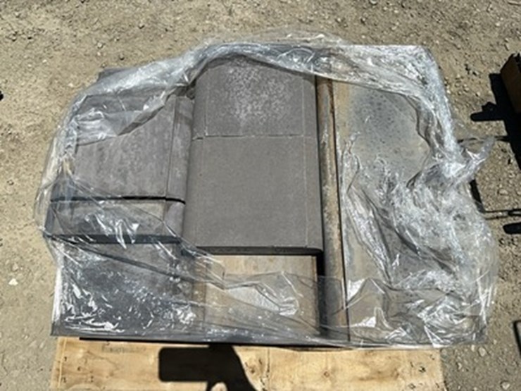 lot#--pallet-of-paver-stones-image-2