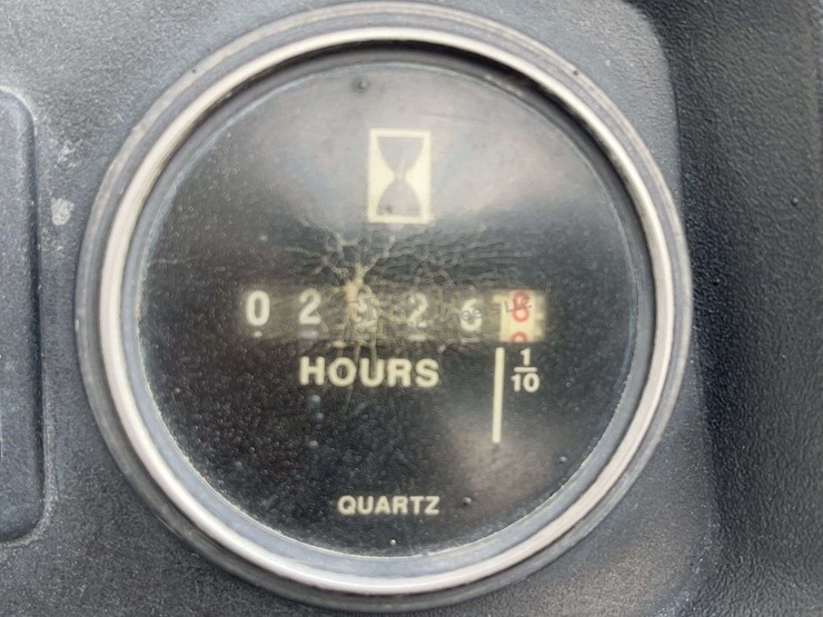 john-deere-gator-image-25