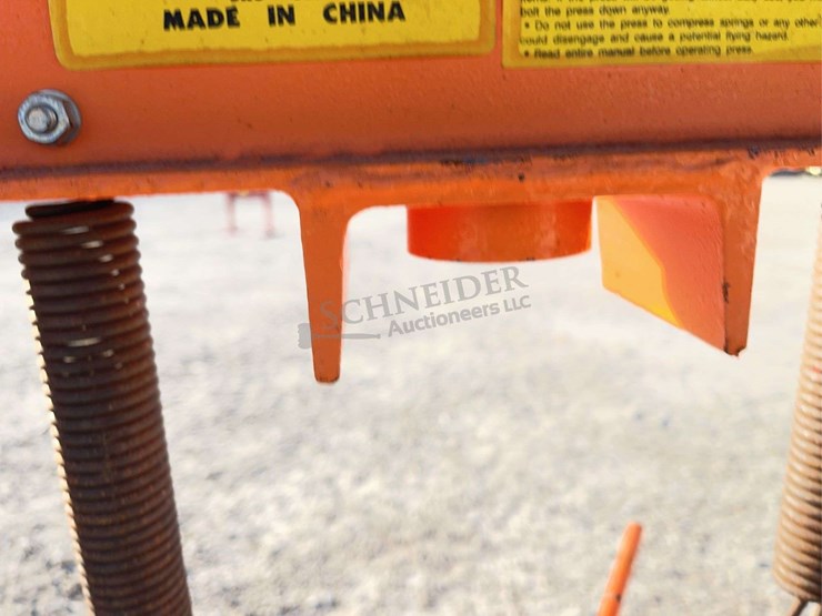 central-hydraulics-20-ton-shop-press-image-6