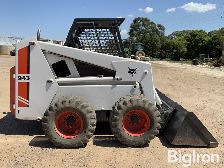 1992-bobcat-943-image-4