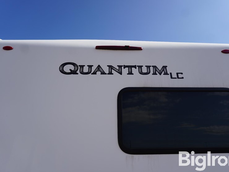 2022-ford-e350-image-12