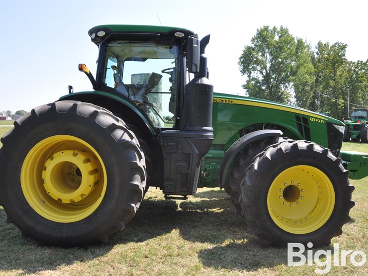 2018-john-deere-8370r-image-4