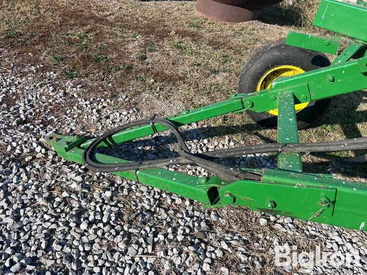 john-deere-5-image-17