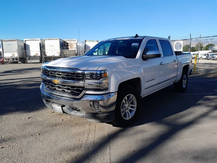 2018-chevrolet-silverado-image-2