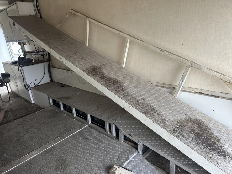 #5004-•-1996-t-e-ent.-stfrp-2-s-6-two-car-race-semi-traile-image-22