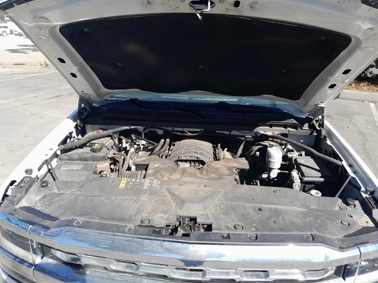 2018-chevrolet-silverado-image-8