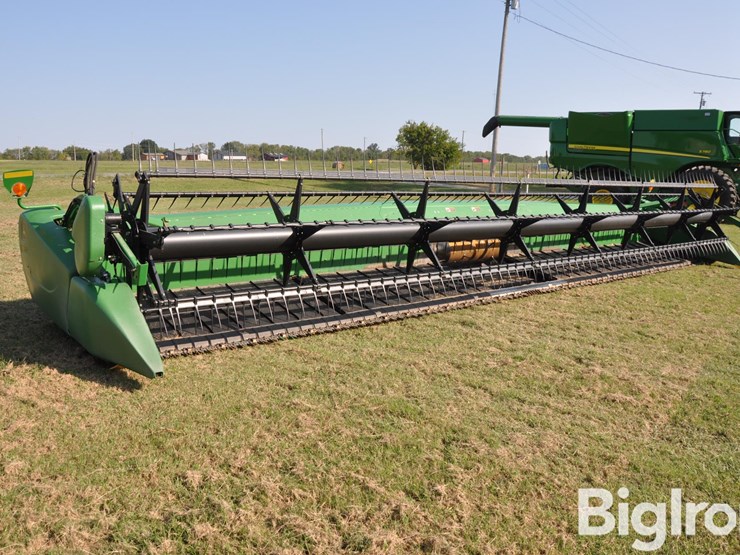 2015-john-deere-635fd-image-3