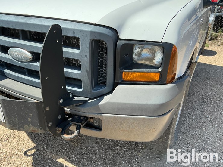 2006-ford-f350-image-11