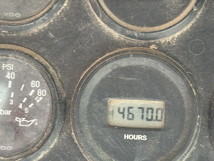 2016-caterpillar-c2.2-image-26