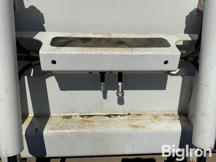 1992-bobcat-943-image-16