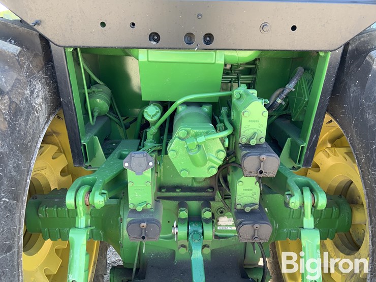 1992-john-deere-4560-image-11