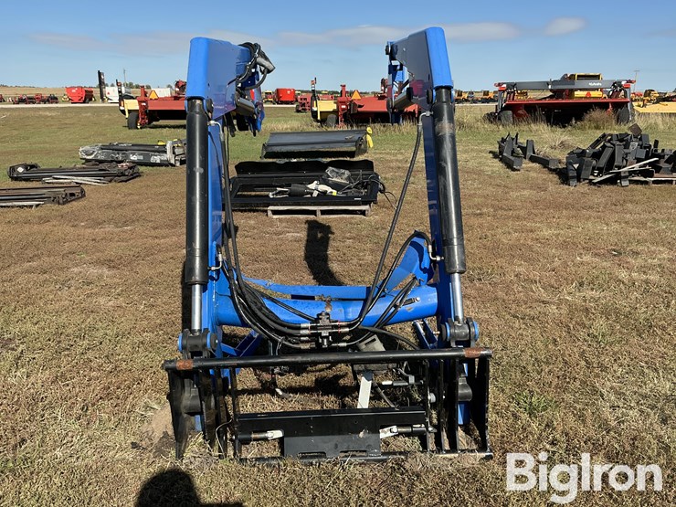 new-holland-840tl-image-2