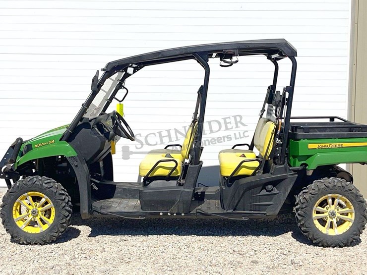 2016-john-deere-gator-image-4