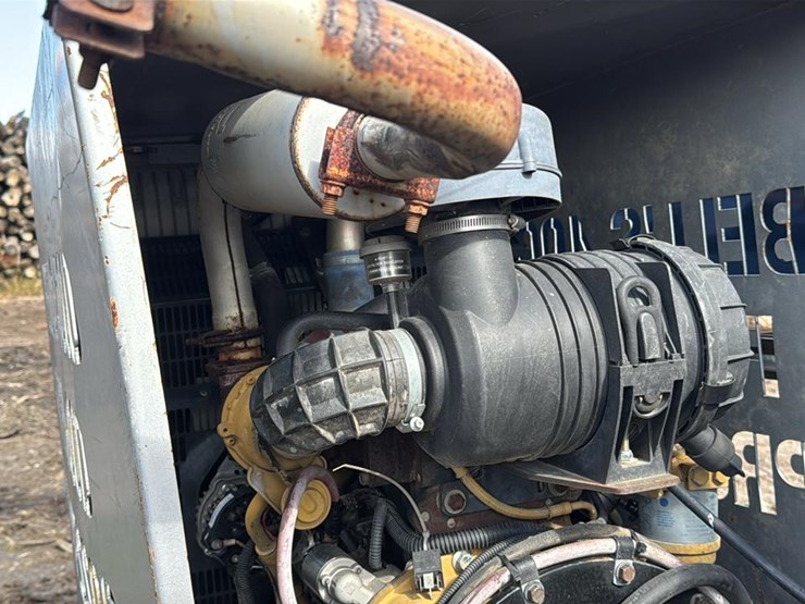 2016-caterpillar-c2.2-image-29