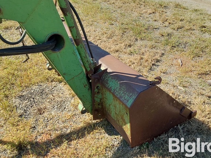 john-deere-148-image-15