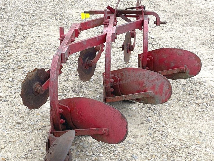 dearborn-3-12"-3-point-plow-w/-coulters-image-7