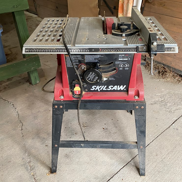#66 • #174 • Skil saw table saw.