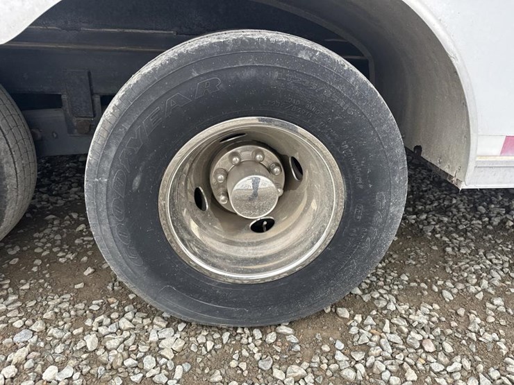 #5004-•-1996-t-e-ent.-stfrp-2-s-6-two-car-race-semi-traile-image-52