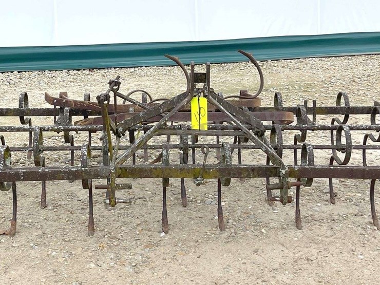 9'-3-point-spring-tooth-cultivator-image-8