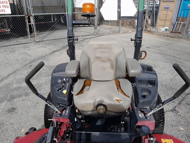 lot#--toro-ultra-elite-72-lawn-mower-image-5
