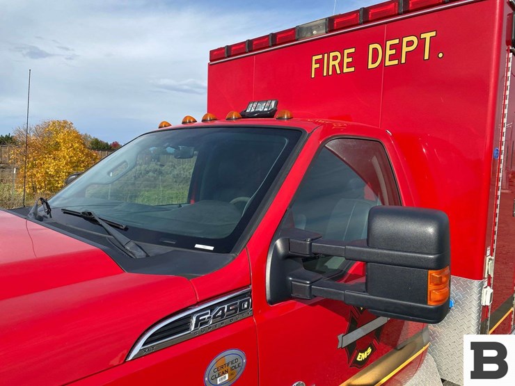 2011-ford-f450-image-12