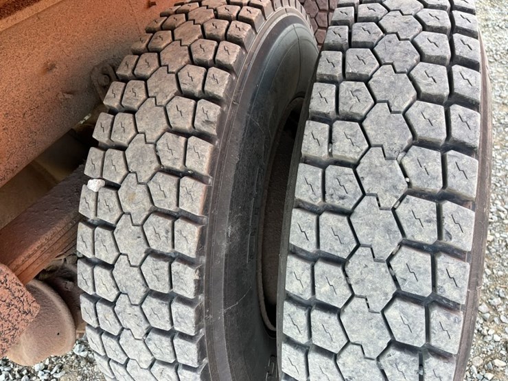 #5001-•-1988-freightliner-mb80-tandem-axle-dump-truck-image-70