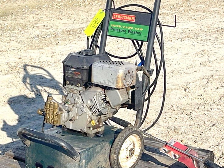 craftsman-2,400-psi-gas-powered-pressure-washer-image-2