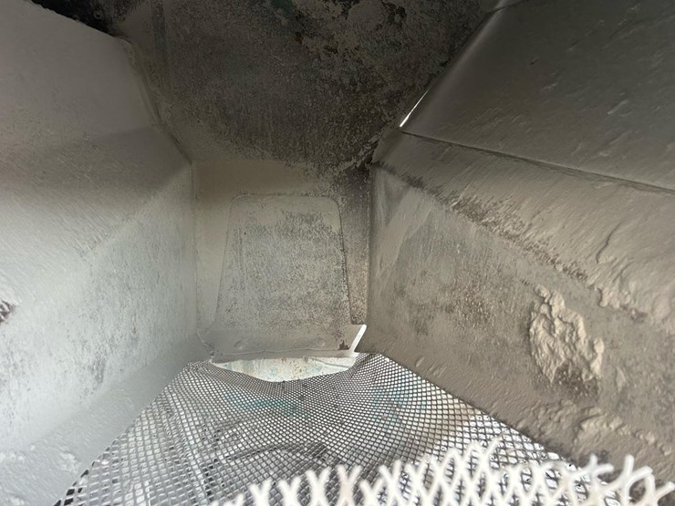 2006-caterpillar-c12-image-32