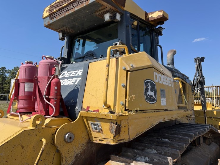 john-deere-1050-image-23