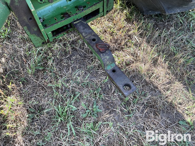 1980-john-deere-2940-image-9