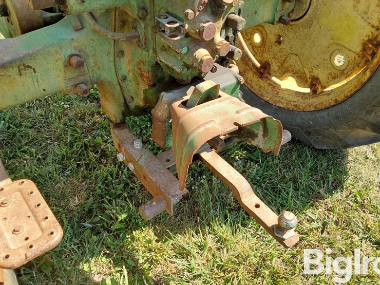 1955-john-deere-50-image-13