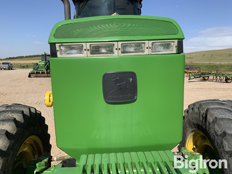 1992-john-deere-4560-image-15