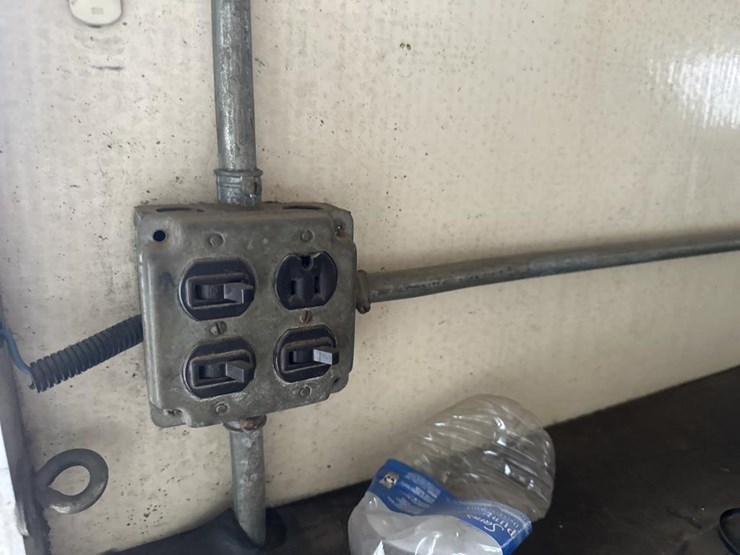 #5004-•-1996-t-e-ent.-stfrp-2-s-6-two-car-race-semi-traile-image-35