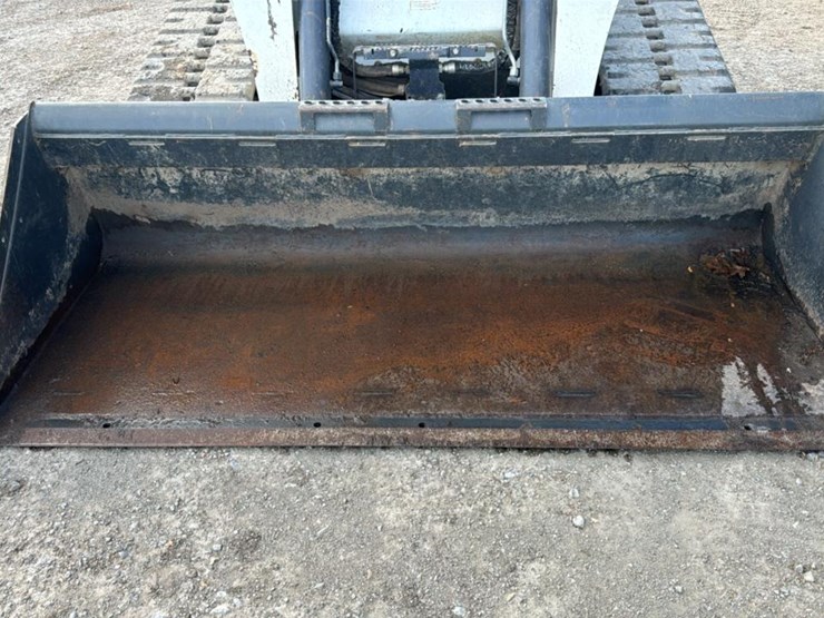 2020-bobcat-t870-image-22