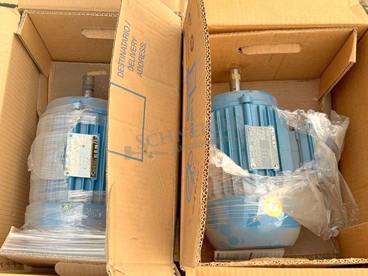 2-unused-1-hp-3-phase-electric-motors-image-1