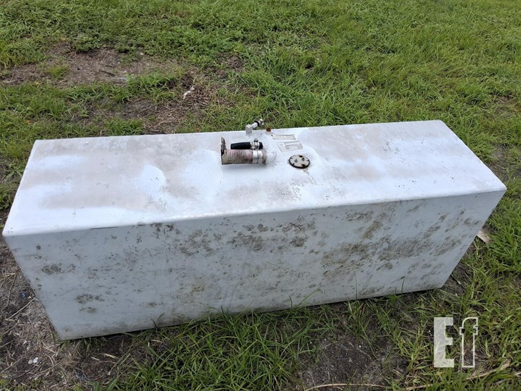 fuel-tank-100-gallon-image-1