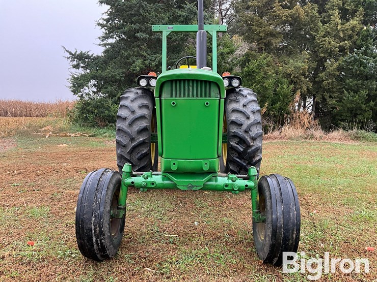 1971-john-deere-3020-image-2