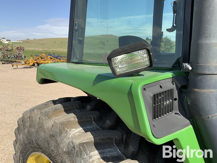 1992-john-deere-4560-image-18