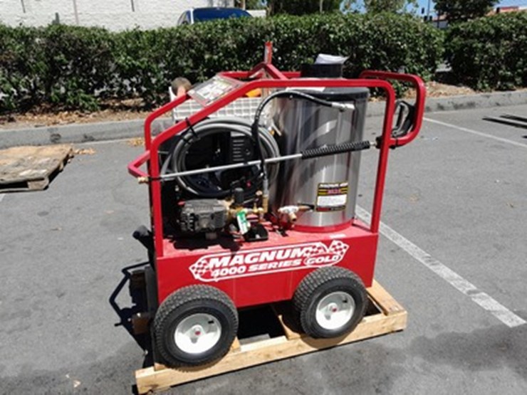 lot#--magnum-4000-hot-water-pressure-washer-image-1