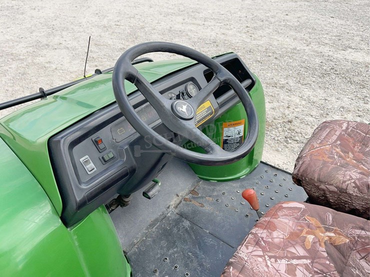 john-deere-gator-image-24